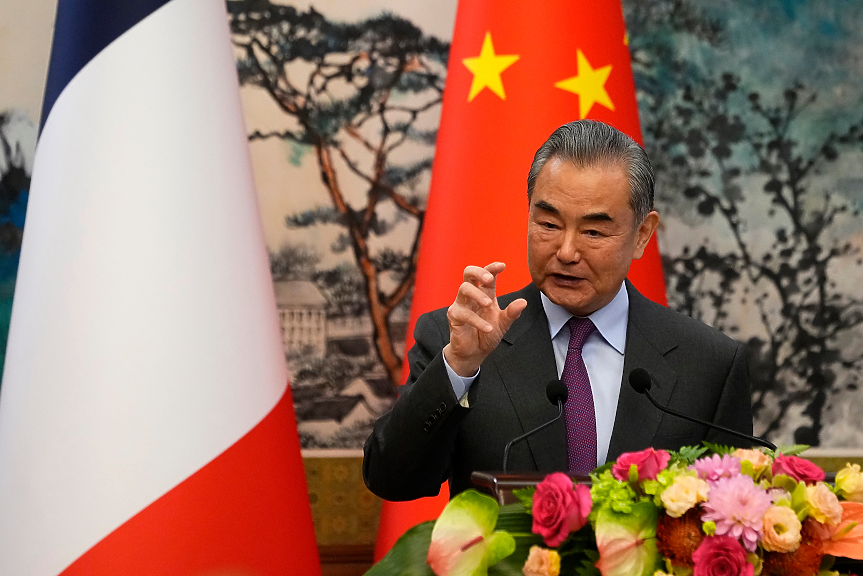 Отношенията със САЩ се влошават, призна Китай
